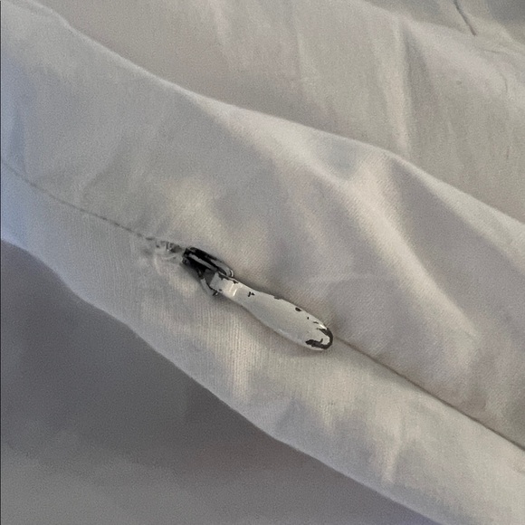 Chelsea and Violet Off The Shoulder White Puff Sleeve Poplin Dress - Picture 5 of 8